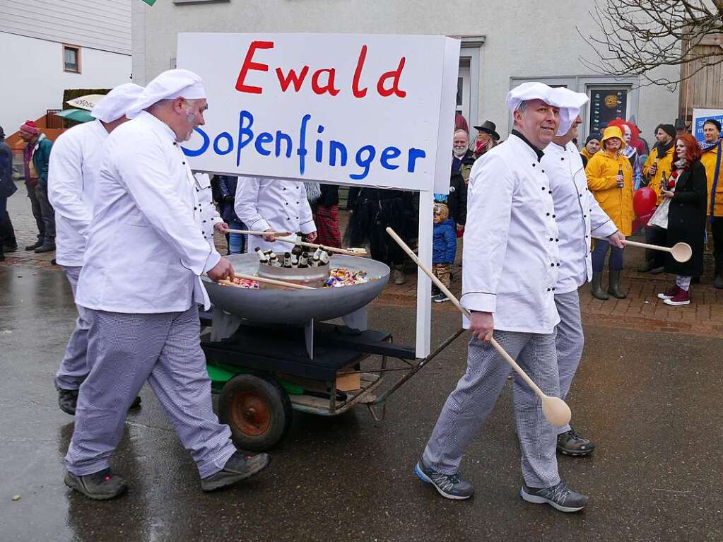 Narrenumzug am Fasnet-Zieschdig in Ewattingen