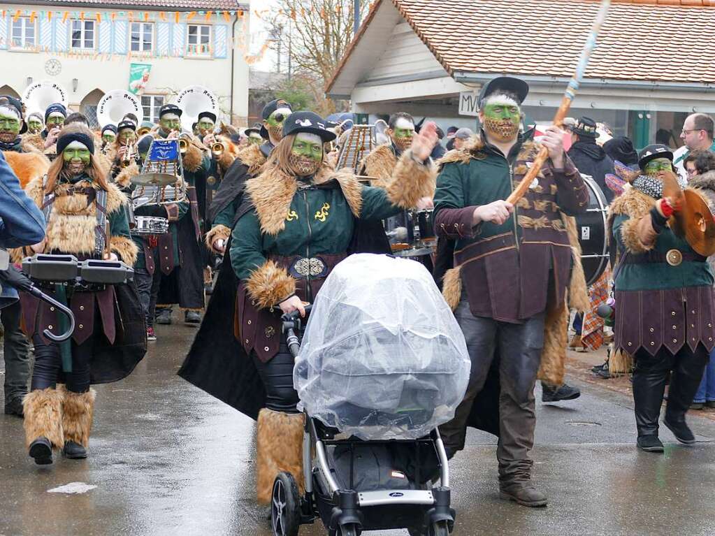 Narrenumzug am Fasnet-Zieschdig in Ewattingen