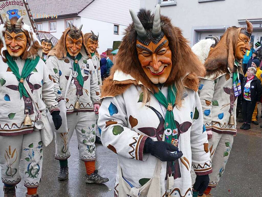 Narrenumzug am Fasnet-Zieschdig in Ewattingen