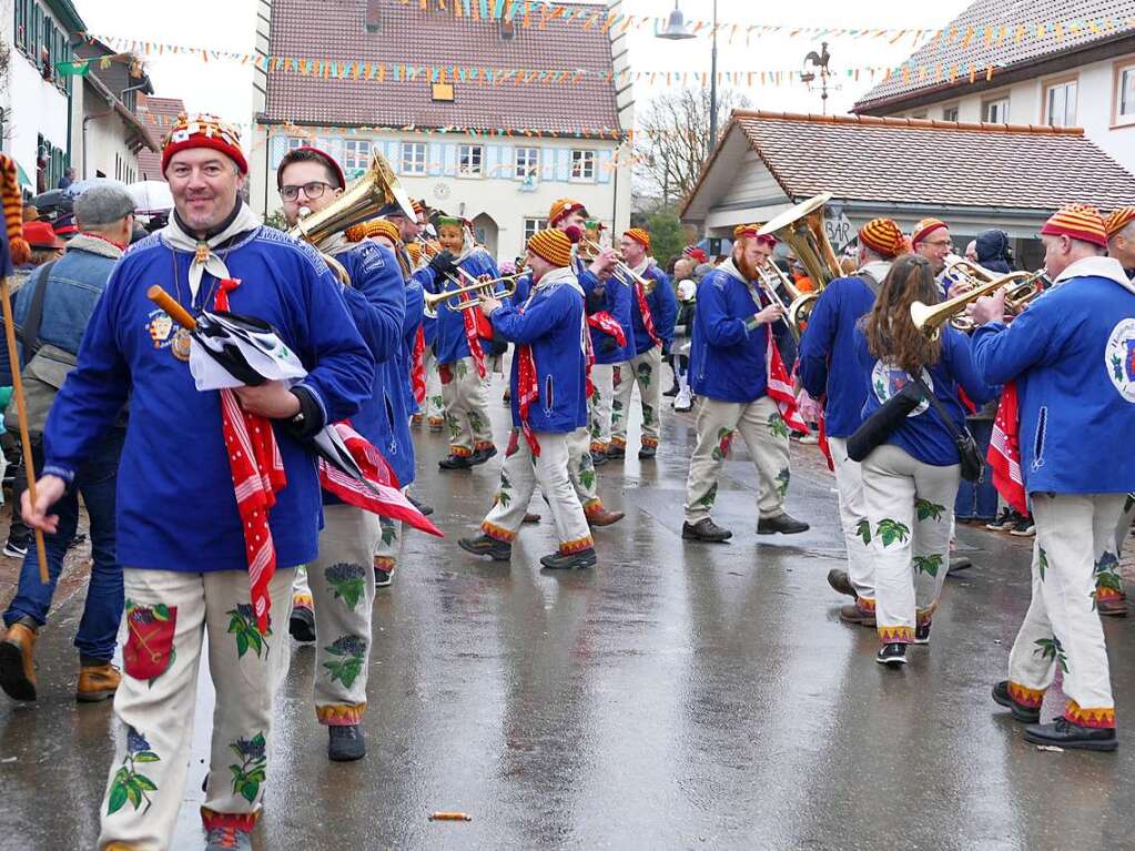 Narrenumzug am Fasnet-Zieschdig in Ewattingen