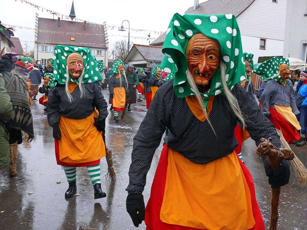 Narrenumzug am Fasnet-Zieschdig in Ewattingen