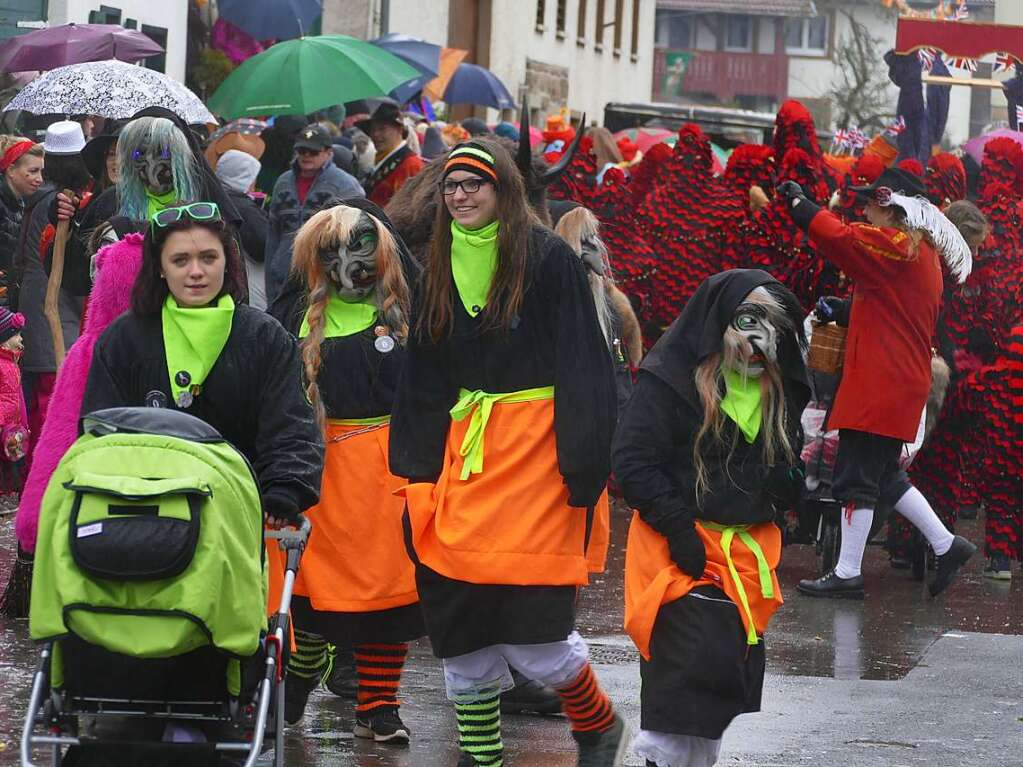 Narrenumzug am Fasnet-Zieschdig in Ewattingen