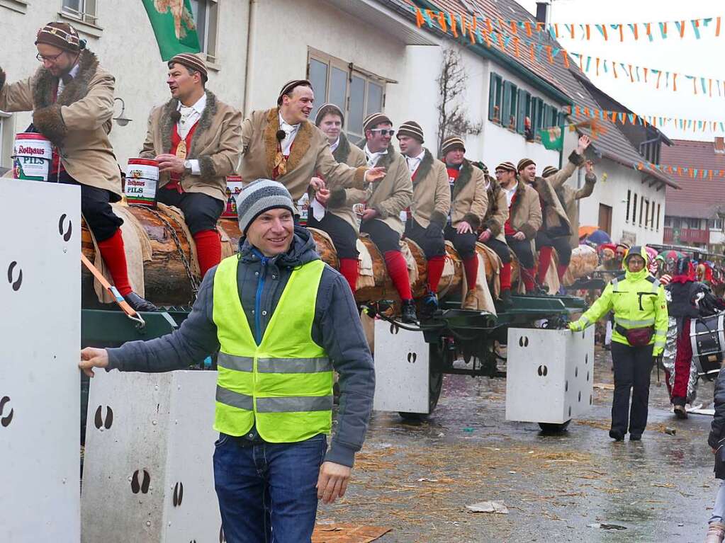 Narrenumzug am Fasnet-Zieschdig in Ewattingen