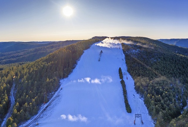 Nur an wenigen Tagen in diesem Winter ...ckle eine halbwegs dichte Schneedecke.  | Foto: spether