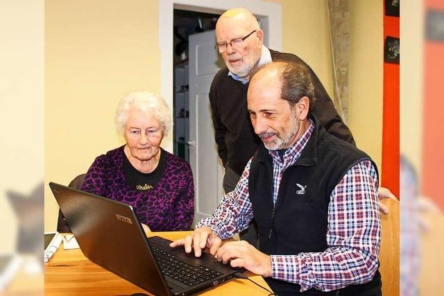 PC-Sprechstunde hilft Senioren, wenn der Laptop nicht ins Wlan will