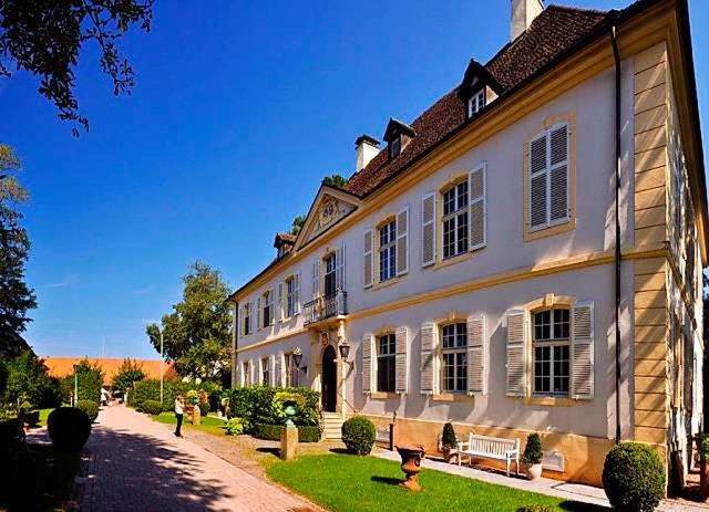 Im Rimsinger Schloss wird es dieses Jahr keinen Genussmarkt geben.  | Foto: Ingrid Hosp