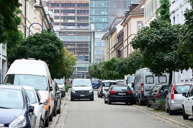 Streit zwischen Autofahrern in der Freiburger Egonstrae mndet in Prgelei