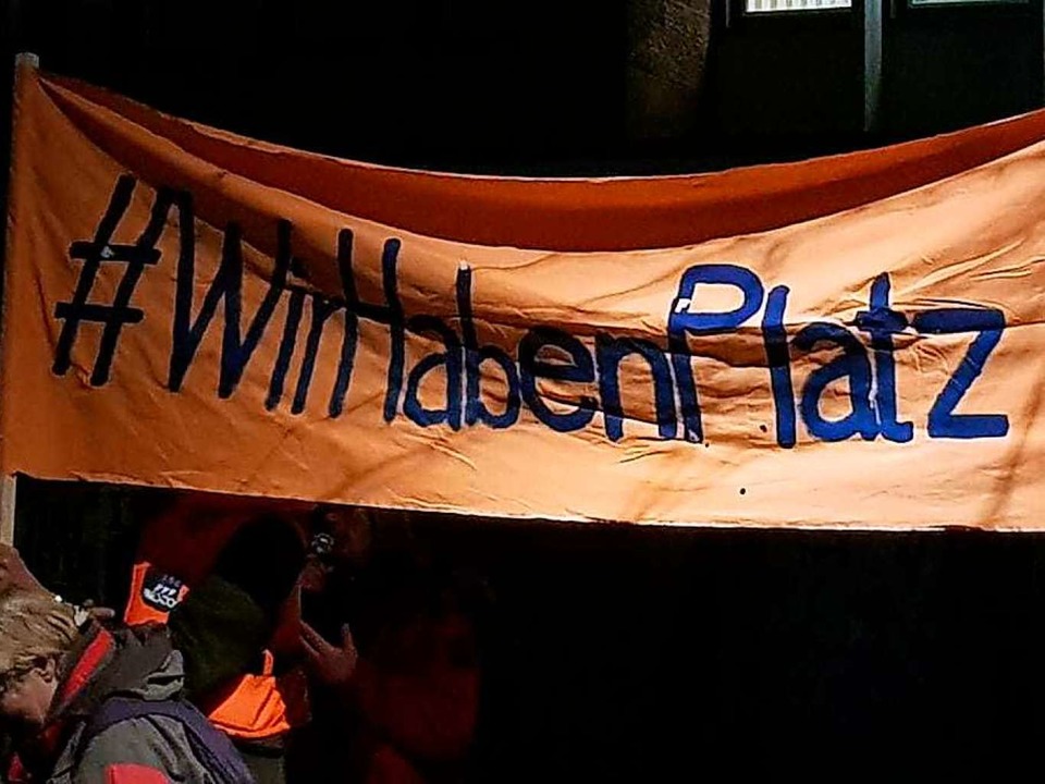 Banner der Kundgebung  | Foto: Anna Castro Ksel