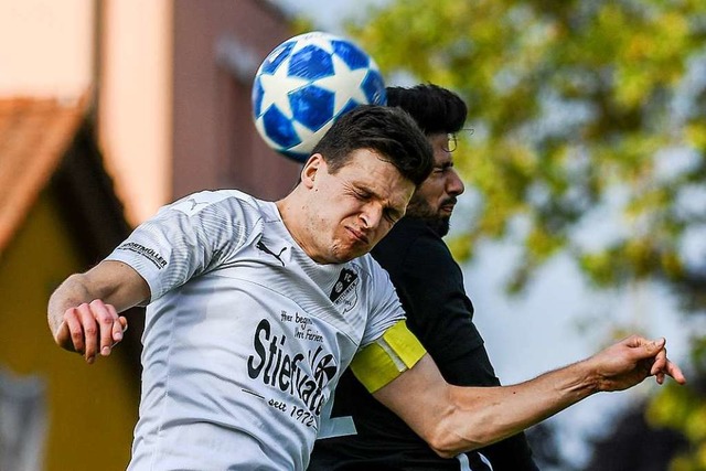 &#8222;Kein Zufallsprodukt&#8220;: Wit...gegen Mohamad Kassem, BFC Friedlingen   | Foto: Gerd Gruendl