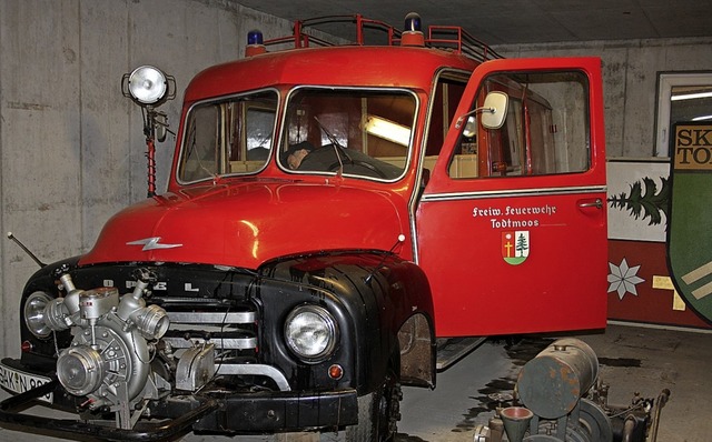 Der Opel Blitz der Feuerwehr Todtmoos ...n der Oldtimerfreunde hher schlagen.   | Foto: Andreas Bhm