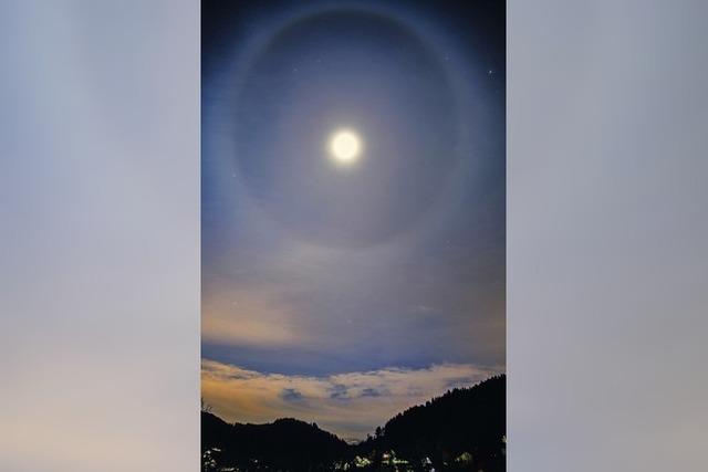 Spektakulärer Mond-Halo über Malsburg