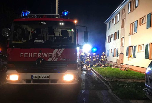Im Kchenbereich der Erdgeschowohnung...lrter Ursache ein Feuer ausgebrochen.  | Foto: Feuerwehr Neuenburg am Rhein