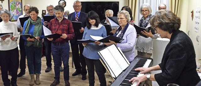 Musikalisch umrahmt wurde der Fridolinsempfang durch den Kirchenchor Husern.   | Foto: Sebastian Barthmes