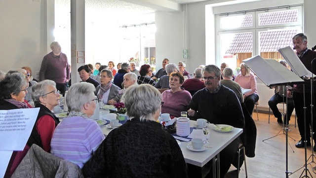 Im neuen Seniorentreff in Siensbach fa...es Seniorenkreises statt. Ursula Weitz  | Foto: Ursula Weitz