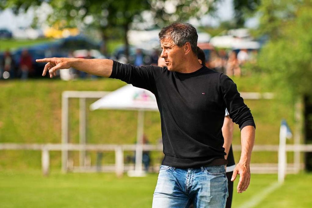 Gibt die Richtung vor beim FC Zell: Trainer Michael Schwald.  | Foto: Markus Schächtele