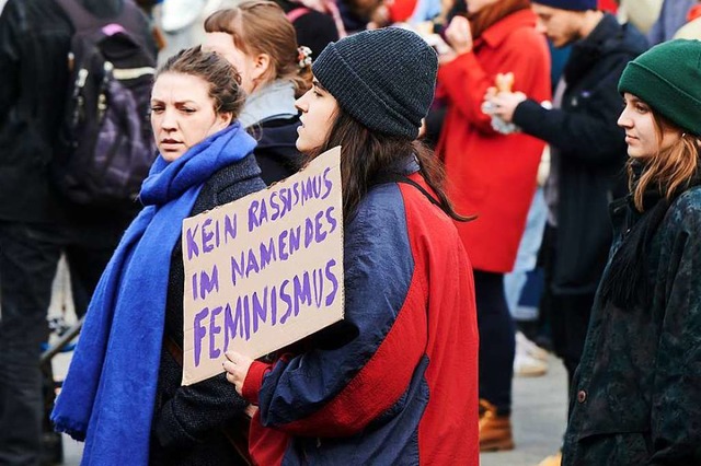 Fr Frauenrecht sollte sich jeder stark machen drfen (Symbolbild).  | Foto: Annette Riedl (dpa)