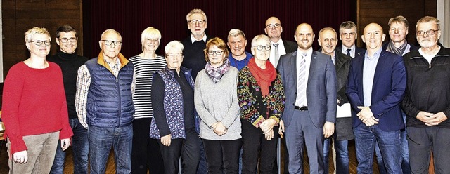 Der Vorstand des neu gegrndeten Frde...ftsfhrer  Daniel Charlton (3.v.r.).   | Foto: Gabriele Zahn