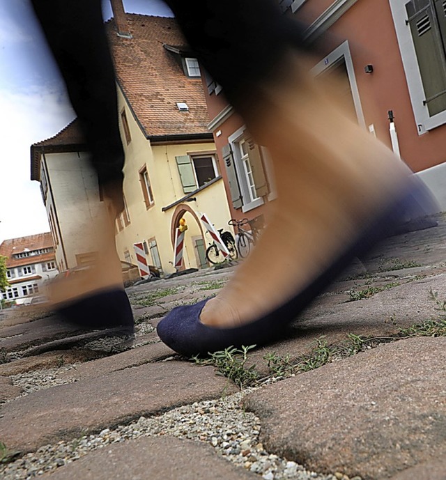 In der Brestenbergstrae gibt es Pflastersteinbelag.  | Foto: Christoph Breithaupt