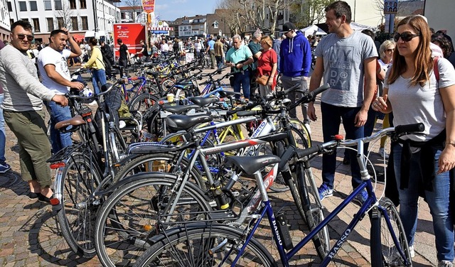 Reiche Auswahl bot 2019 der Fahrradmar...e er mit dem Frhlingsmarkt abgesagt.   | Foto: Andrea Steinhart