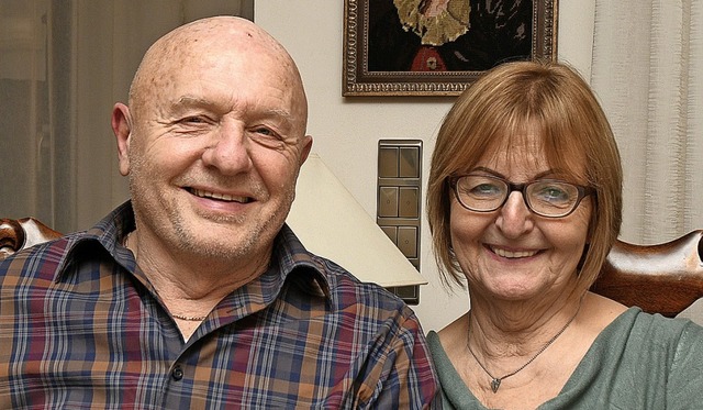 Barbara und Heinz Schwend sind seit 50 Jahren verheiratet.   | Foto: Bettina Schaller