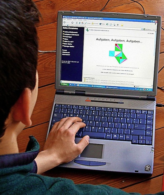 Lernen am Computer knnte  fr viele S... Schlieung der Schulen Alltag werden.  | Foto: Volker Huber