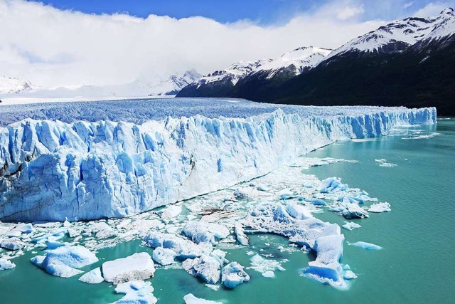 Zum Staunen und Genieen: der Eisteppi...patagonischen Gletschers Perito Moreno  | Foto: Andrea Schiffner