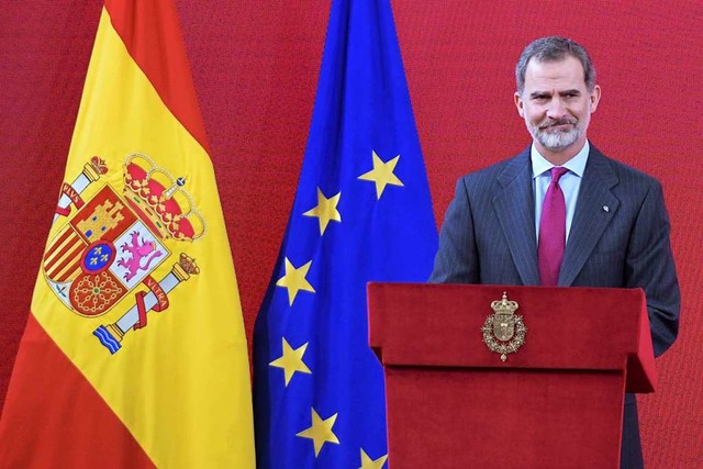 Knig Felipe VI. erklrt ffentlich, d... Juan Carlos nichts zu tun haben will.  | Foto: Jos Oliva (dpa)