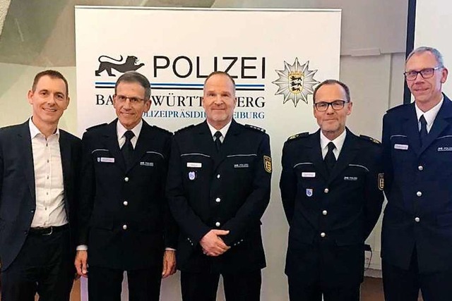 OB Jrg  Lutz und Polizeiprsident Fra...ines Nachfolgers Andreas Nagy (Mitte).  | Foto: Polizeiprsidium Freiburg