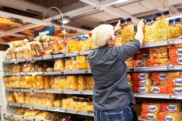 Supermarktketten liefern wegen Corona mehr Grundnahrungsmittel