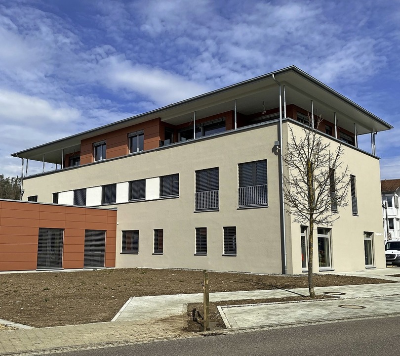Das neue Ärztehaus in der Wutöschinger...in der Gemeinde ist jetzt gesichert.    | Foto: Holzwarth, Sandra