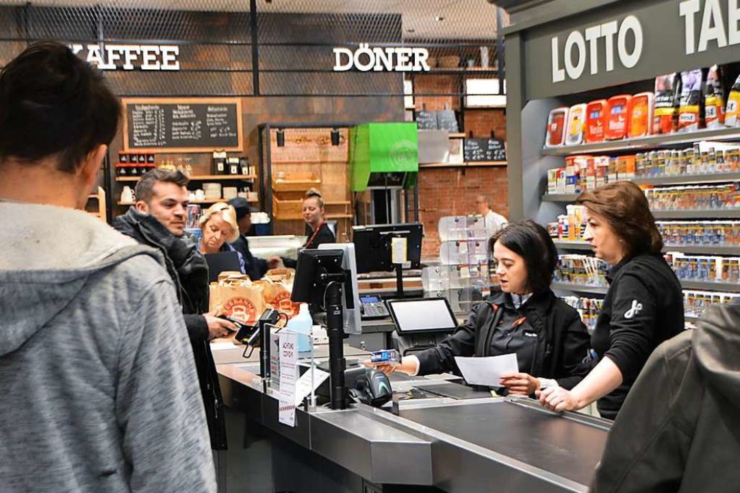 Auch die Wiedereröffnung von Hieber in Rheinfelden steht im Zeichen von