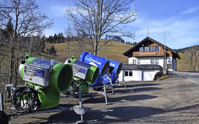 Die Schneekanonen am  Kapellenlift sind bis zur nchsten Saison arbeitslos.  | Foto: Ulrike Jger