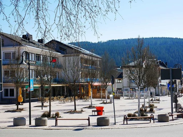 Ein leerer Roter Platz in Titisee.  | Foto: Eva Korinth