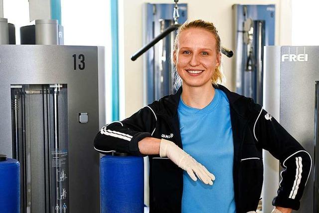 Die Freiburger Physiotherapeutin Maren Hoffmann arbeitet trotz Corona weiter