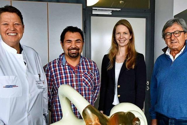 Freiburger Verein hilft tauben Kindern, Implantate zu erhalten