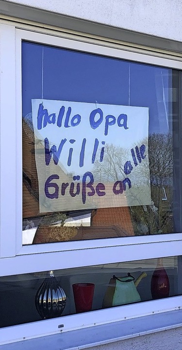 Grüße von fern an den Opa  und Maskenn...wehr &#8211; die Krise macht kreativ.   | Foto: Annika Kaldewey/Pflegeheim Schloss Rheinweiler