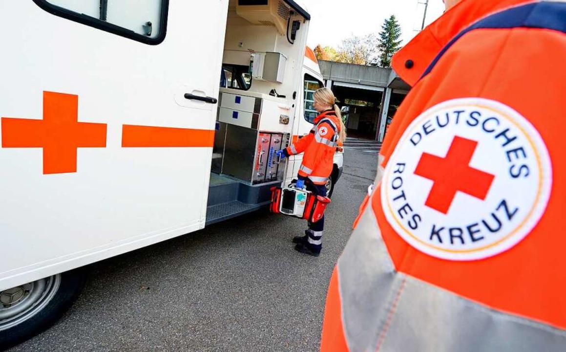 Das Rote Kreuz sucht Helfer &#8211; und kann jeden brauchen (Symbolfoto)  | Foto: Bernd Weissbrod