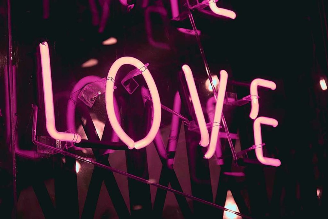 Die fudder-Redaktion sammelt in dieser... dem Liebesleben in Zeiten von Corona.  | Foto: Shaira dela Pena (unsplash.com)