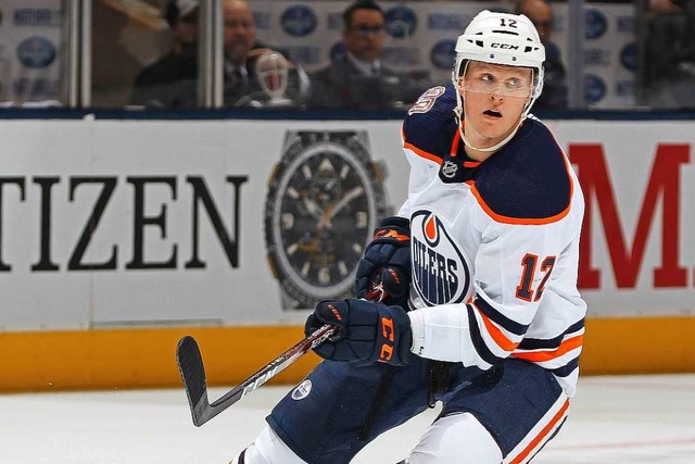 Colby Cave im Trikot der Edmonton Oilers.  | Foto: CLAUS ANDERSEN (AFP)