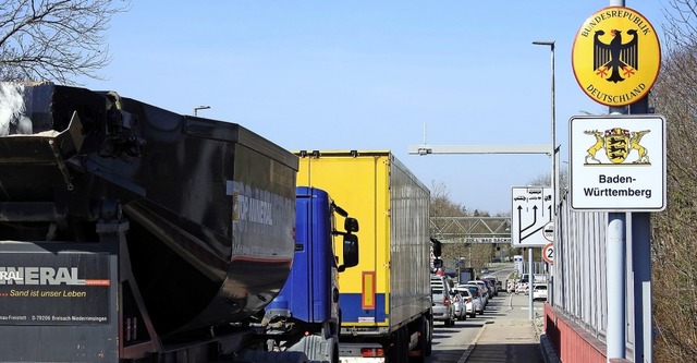 Nur noch mit gutem Grund drfen Schwei...es seither regelmig zu langen Staus.  | Foto:  Baier, Markus