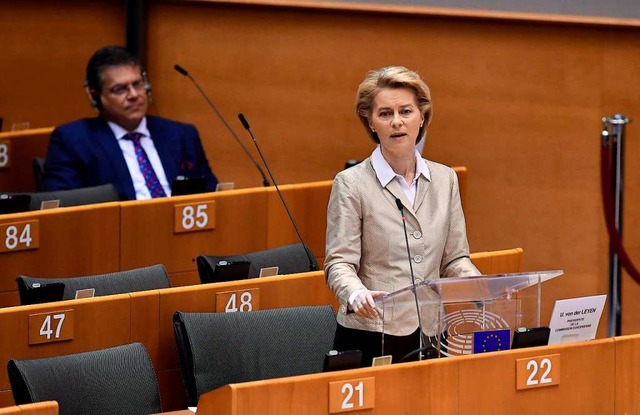 EU-Kommissionsprsidentin Ursula von d...EU-Kommission erst einmal verschieben.  | Foto: JOHN THYS (AFP)