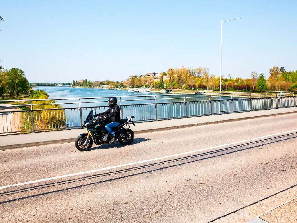 Polizeikontrollen stehen auf der deutschen Seite – in Frankreich herrscht ohnehin eine Ausgangssperre.