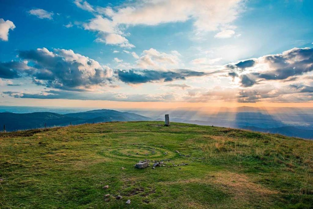 Ausblick vom Belchengipfel  | Foto: Ipsimus/stock.adobe.com