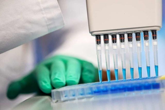 Statt auf Bluttests setzen Altenheime im Elsass nun auf PCR-Tests