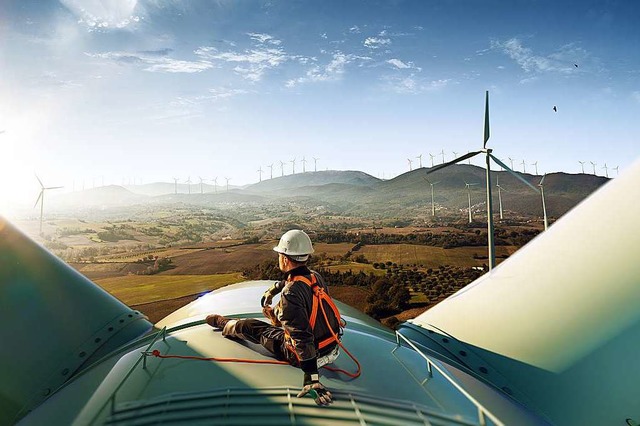 Wichtige erneuerbare Energiequelle: der Wind  | Foto: Sidorovostock