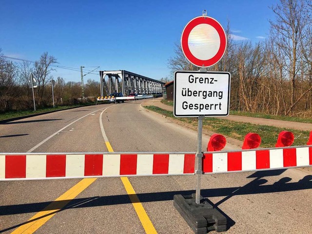 Die deutsch-franzsische Grenze in Neuenburg.  | Foto: Susanne Ehmann
