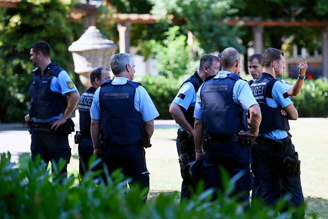 Polizeieinsatz auf dem Sthlinger Kirc...ch, aber wird vorerst nicht umgesetzt.  | Foto: Thomas Kunz