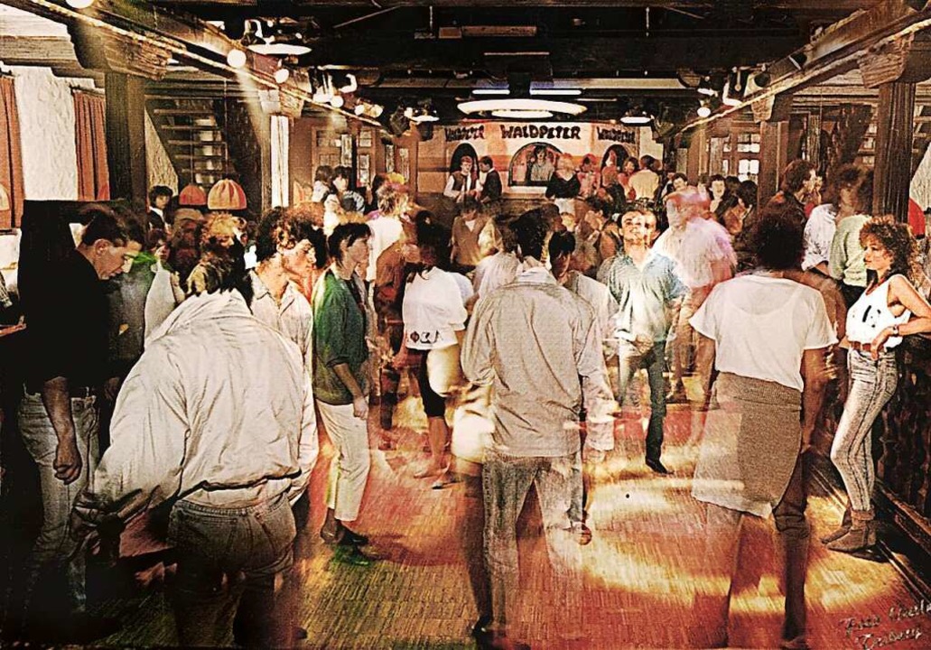 Institution im Schwarzwald: Die Disko &#8222;Waldpeter&#8220; in Schnwald  | Foto: Dirk Pfersdorf/Foto Carle