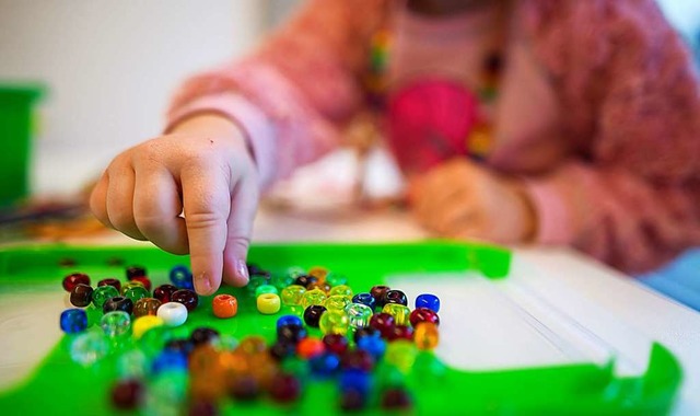 In Efringen-Kirchen verzichtet die Gem...t komplett auf die Kindergartengebhr.  | Foto: Sebastian Gollnow (dpa)