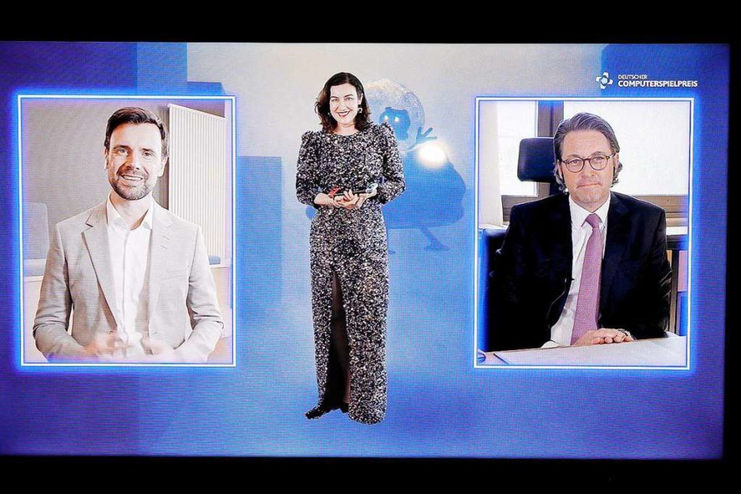 Was der Verkehrsminister (rechts) bei ...er das politische Gesicht des Preises.  | Foto: Franziska Krug (dpa)